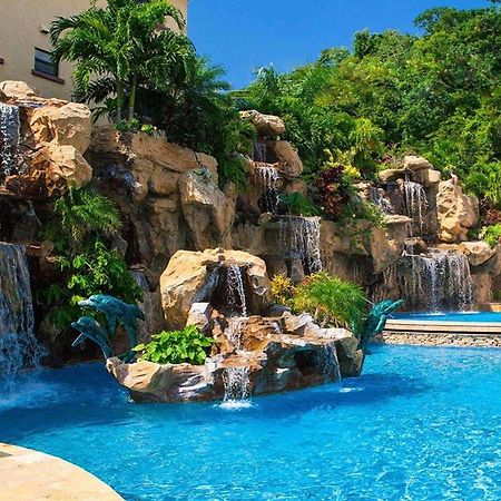 Clarion Suites Roatan At Pineapple Villas French Harbour Екстер'єр фото