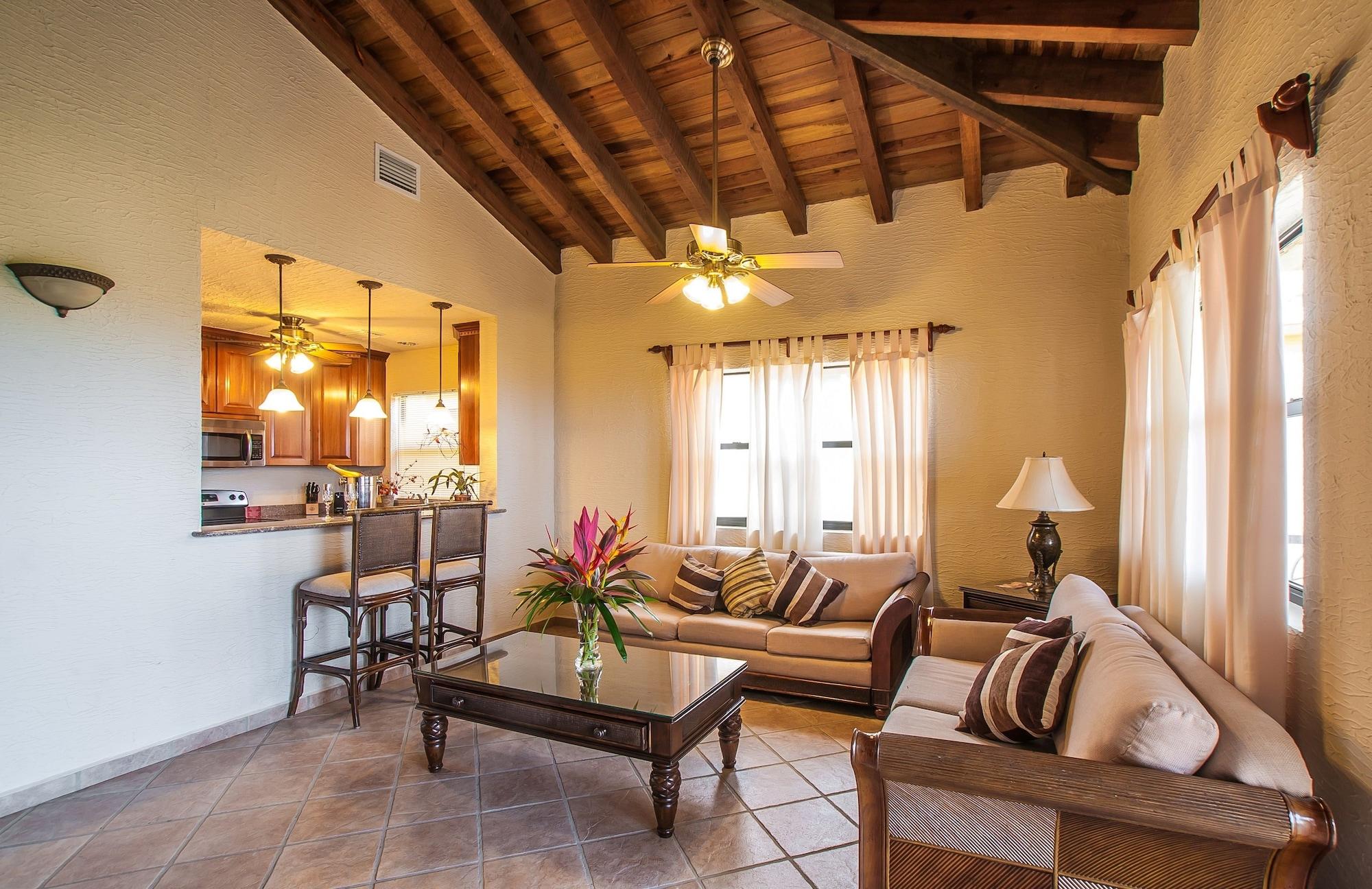 Clarion Suites Roatan At Pineapple Villas French Harbour Екстер'єр фото