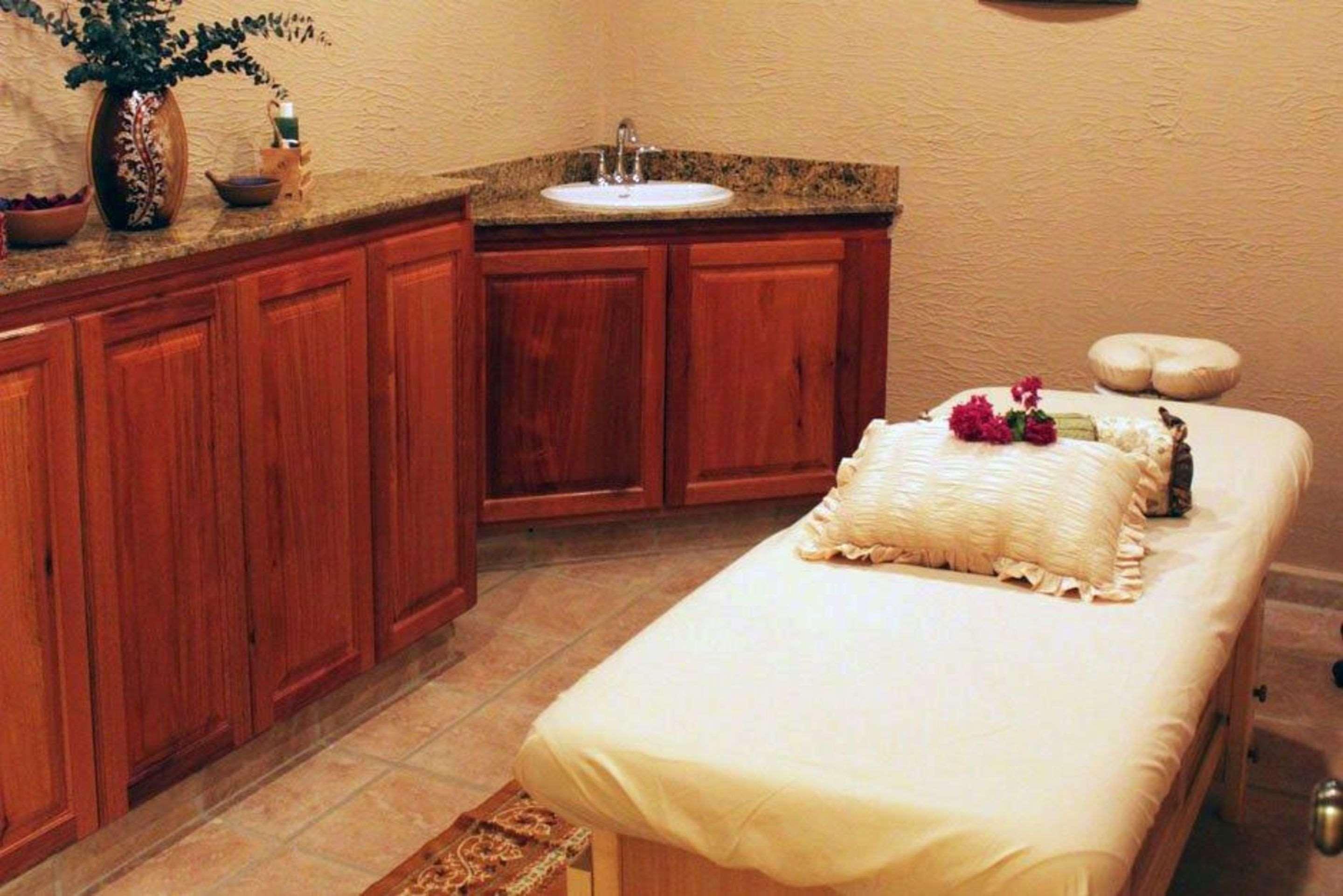 Clarion Suites Roatan At Pineapple Villas French Harbour Екстер'єр фото