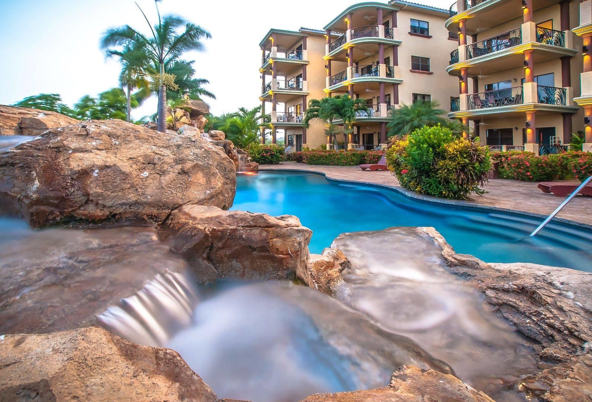 Clarion Suites Roatan At Pineapple Villas French Harbour Екстер'єр фото